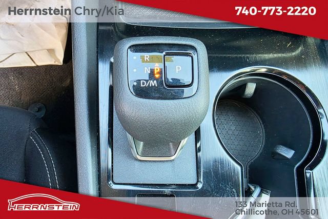 Used 2024 Nissan Rogue S AWD/4WD image 21