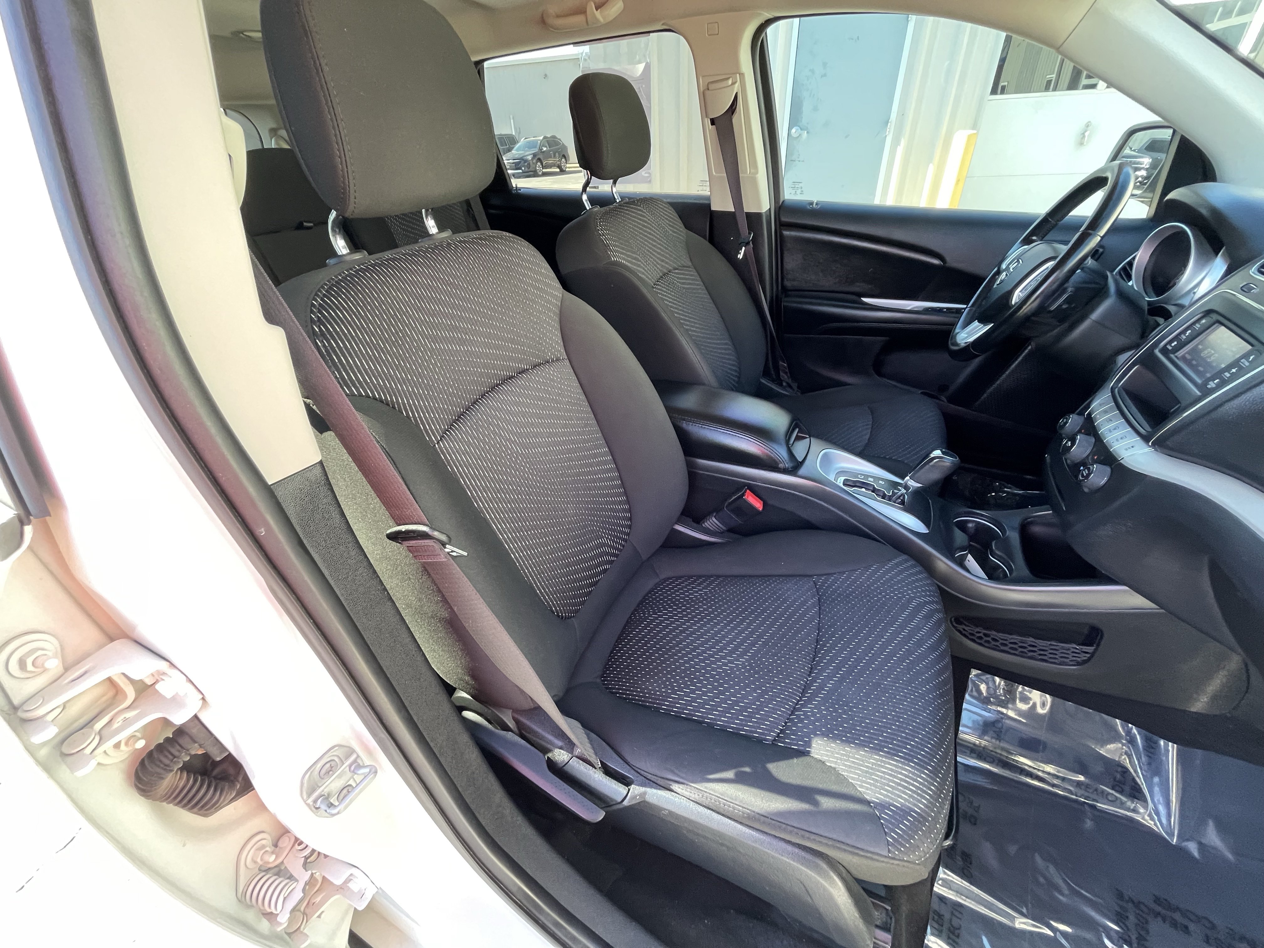 Used 2020 Dodge Journey SE w/ SE Popular Equipment Group FWD image 13