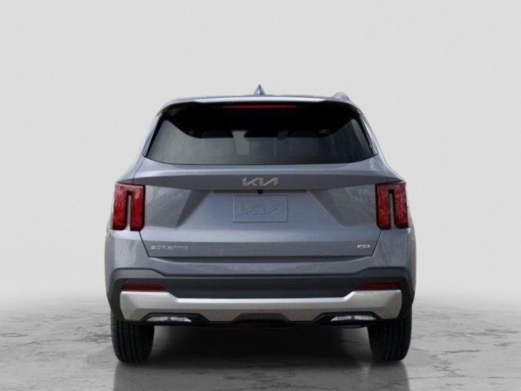 Used 2025 Kia Sorento S image 5