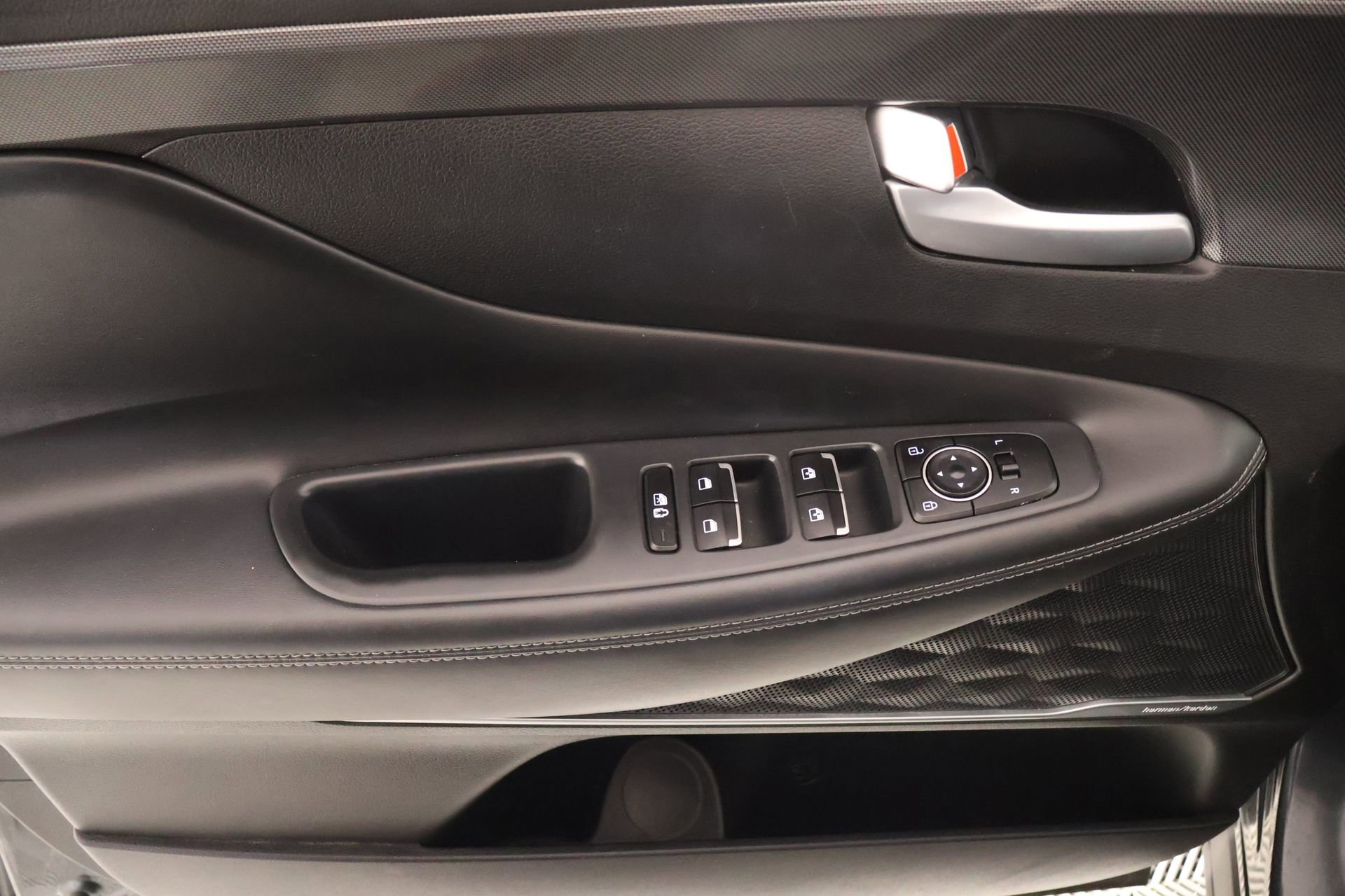 Certified 2023 Hyundai Santa Fe SEL w/ Premium Package FWD image 16