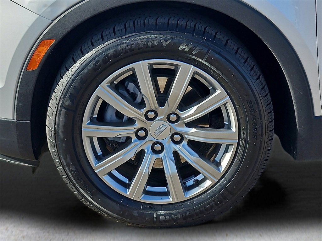 Used 2020 Cadillac XT4 Premium Luxury w/ Driver Awareness Package image 10