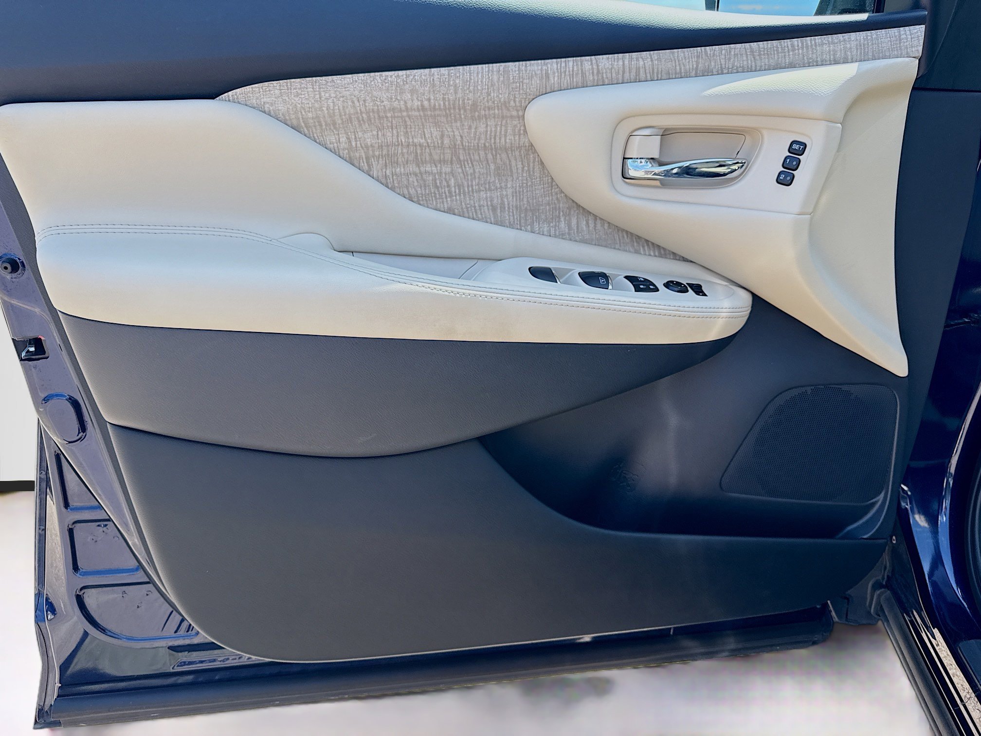 Used 2023 Nissan Murano SL w/ Cargo Package FWD image 21