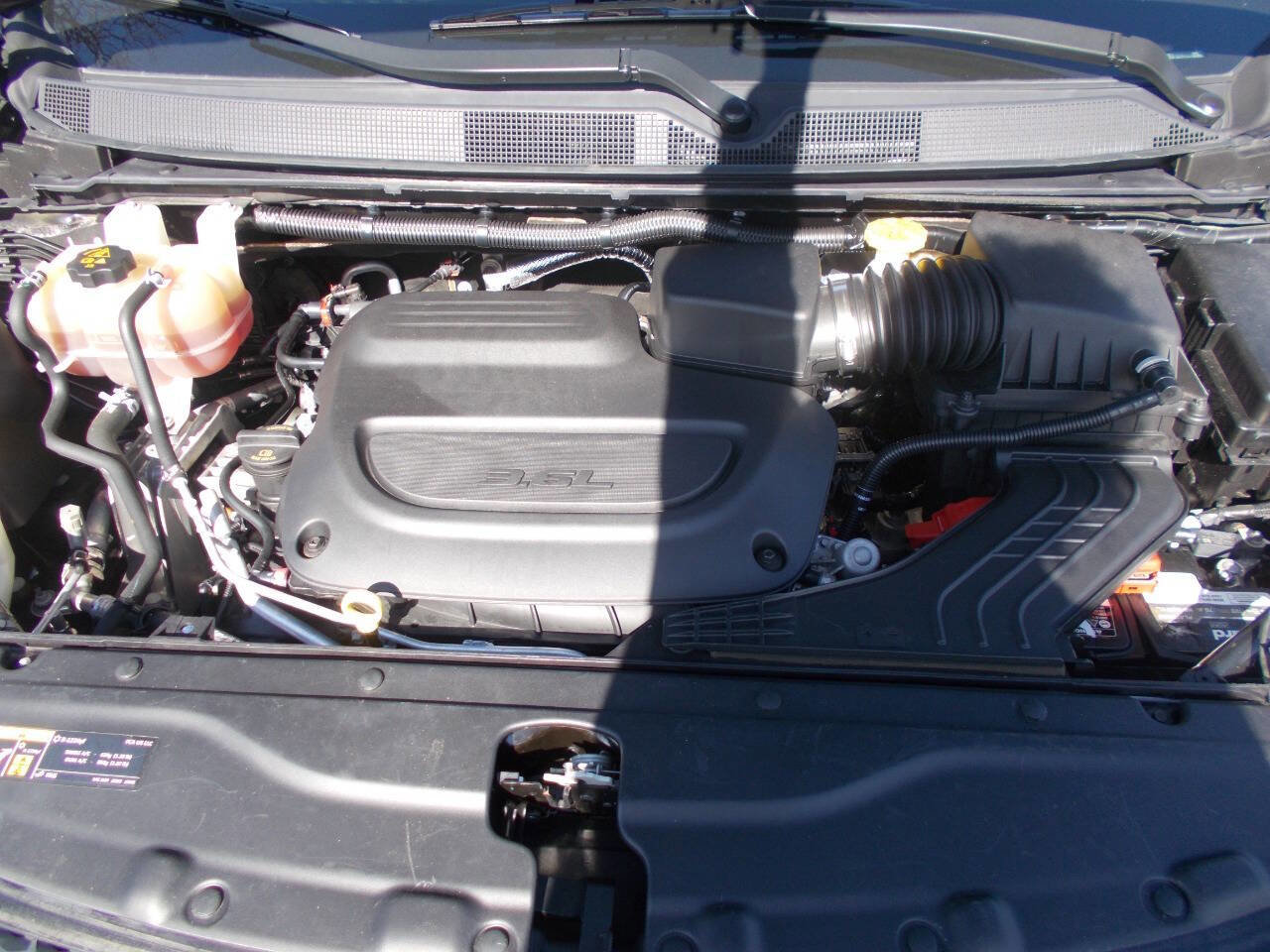 Used 2021 Chrysler Voyager Lxi image 9
