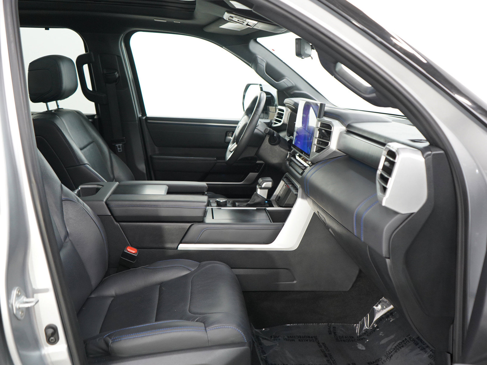 Used 2023 Toyota Tundra Platinum AWD/4WD image 13