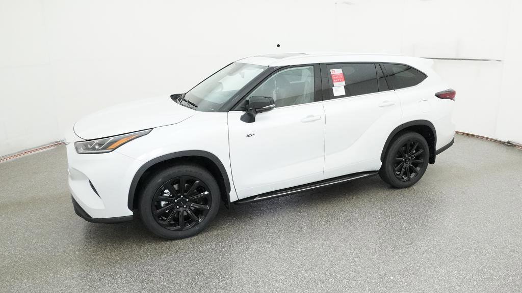 New 2025 Toyota Highlander Limited image 7