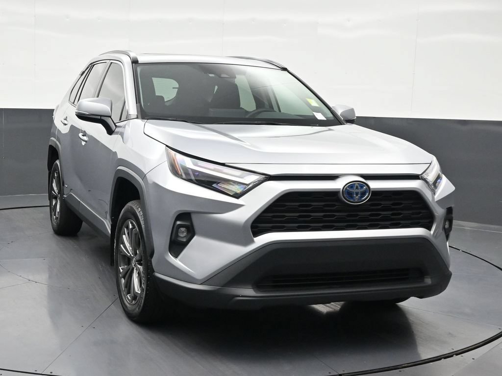 Used 2024 Toyota RAV4 XLE Premium w/ Weather Package AWD/4WD image 8