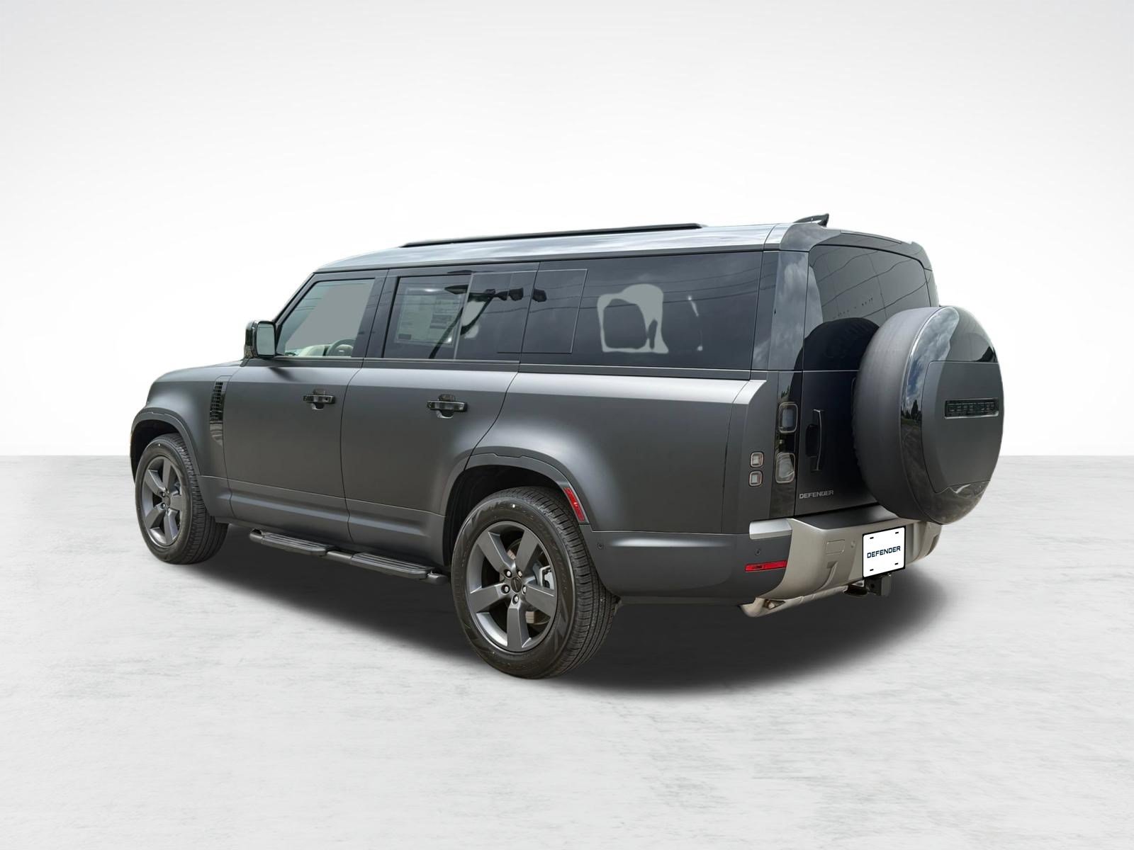 New 2026 Land Rover Defender 130 S AWD/4WD image 3