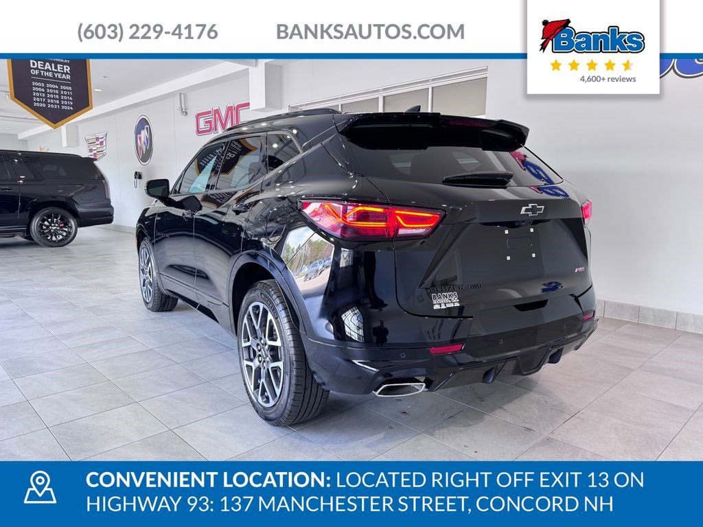 Certified 2024 Chevrolet Blazer RS w/ Driver Confidence II Package AWD/4WD image 9
