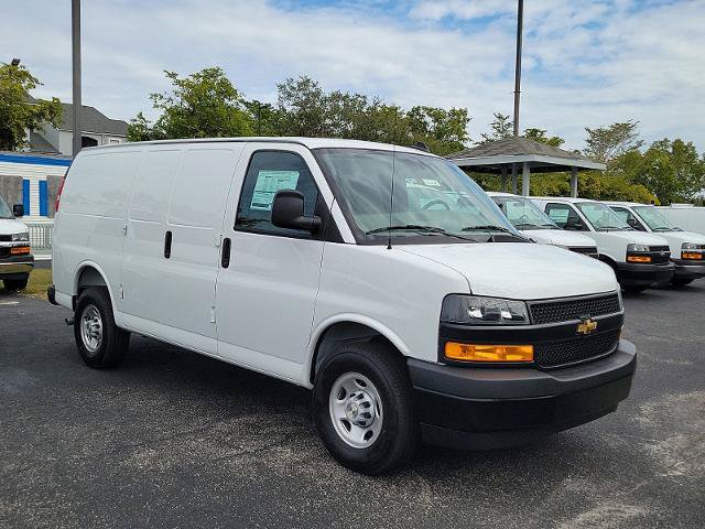 New 2025 Chevrolet Express 2500 w/ Driver Convenience Package RWD image 30
