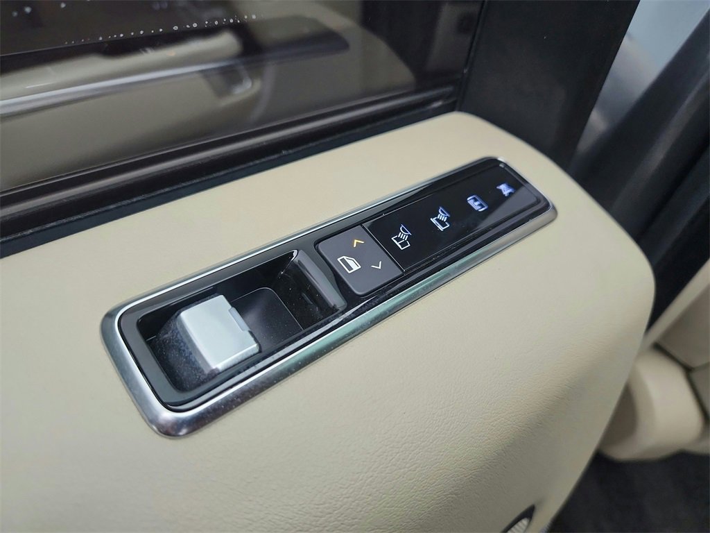 Used 2018 Land Rover Range Rover Supercharged image 35