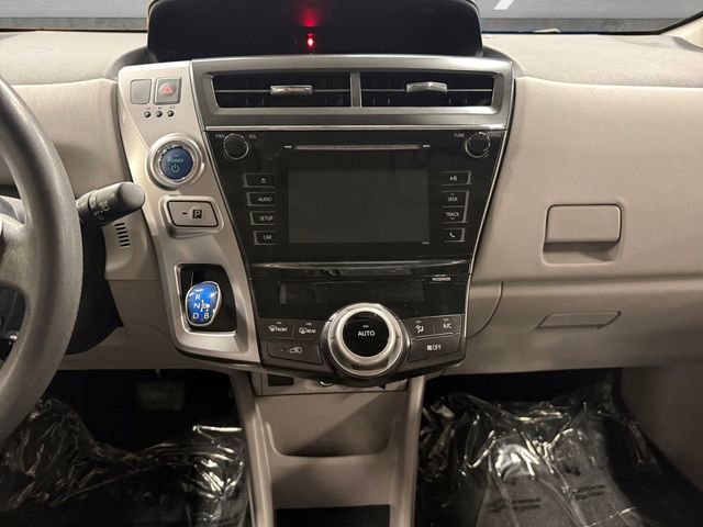 Used 2015 Toyota Prius V Two image 3