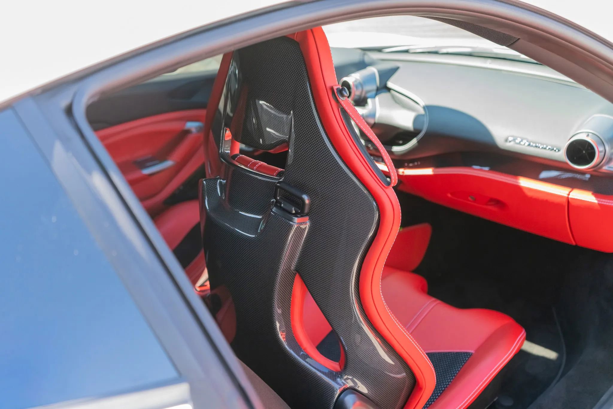 Used 2021 Ferrari F8 Tributo image 68