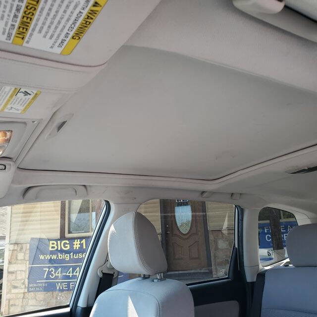 Used 2015 Subaru Forester 2.5i Premium w/ All-Weather Package image 36