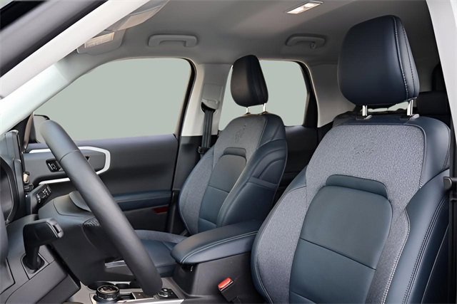 Used 2023 Ford Bronco Sport Outer Banks image 12