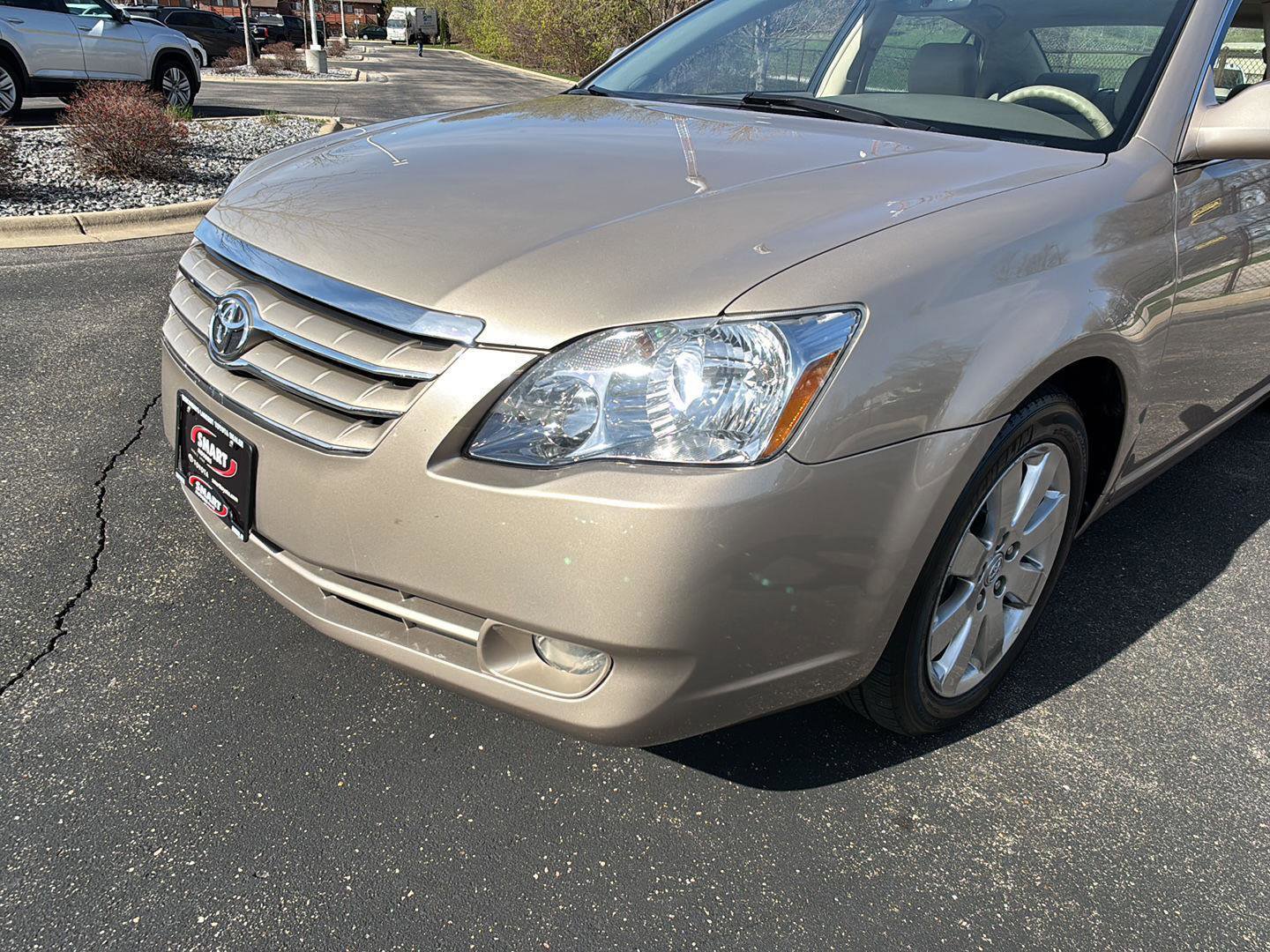 Used 2007 Toyota Avalon XLS FWD image 19