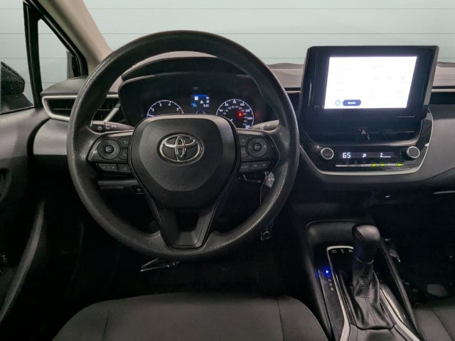 Used 2024 Toyota Corolla LE FWD image 15