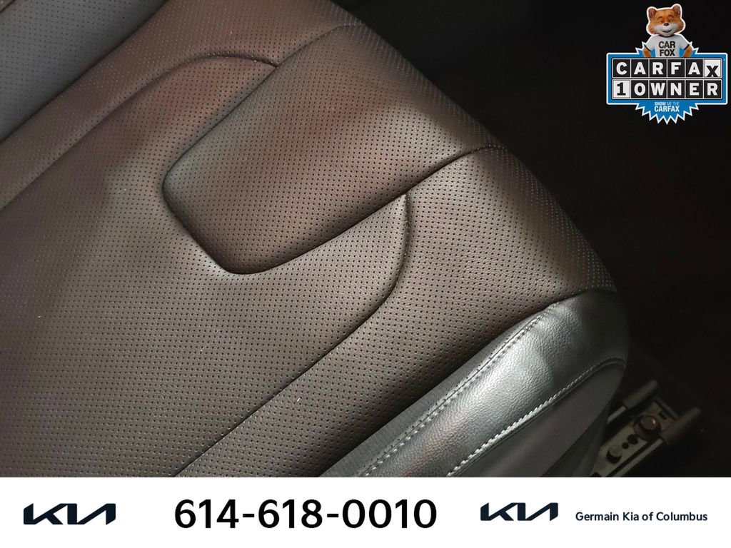 Used 2023 Hyundai Elantra Limited w/ Cargo Package image 27