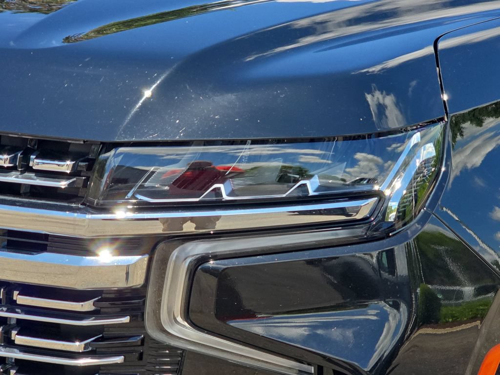 Certified 2023 Chevrolet Suburban Premier AWD/4WD image 34