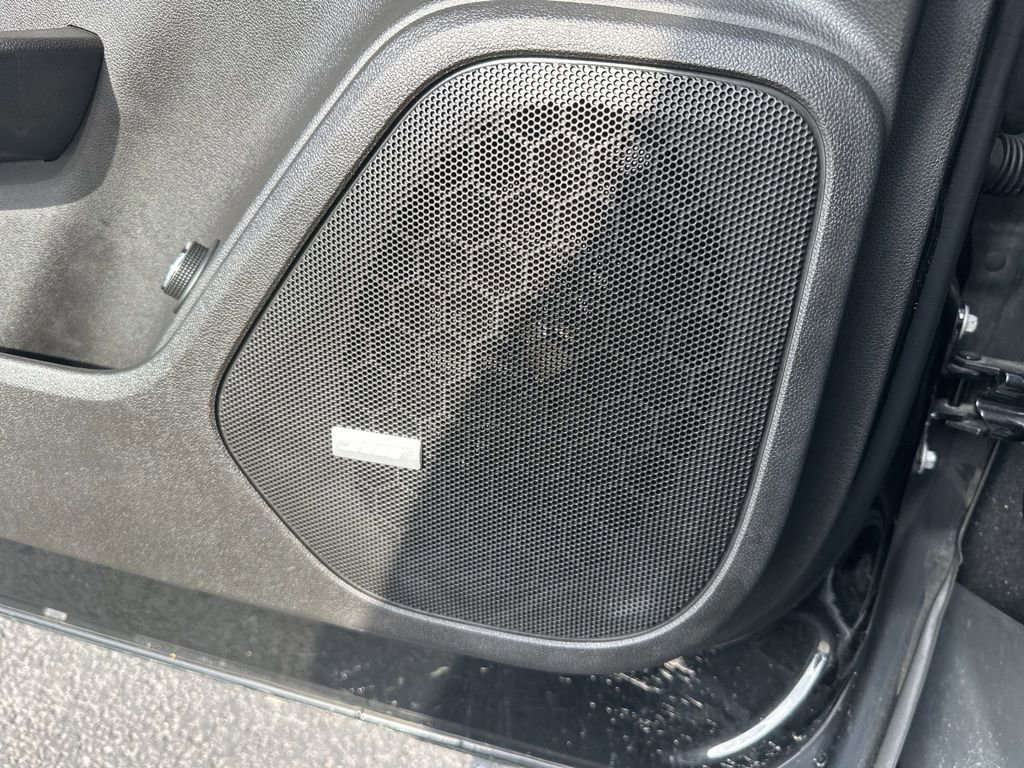 Used 2022 Chevrolet Blazer Premier w/ Enhanced Convenience Package AWD/4WD image 23