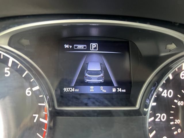 Used 2019 Nissan Pathfinder SV AWD/4WD image 14