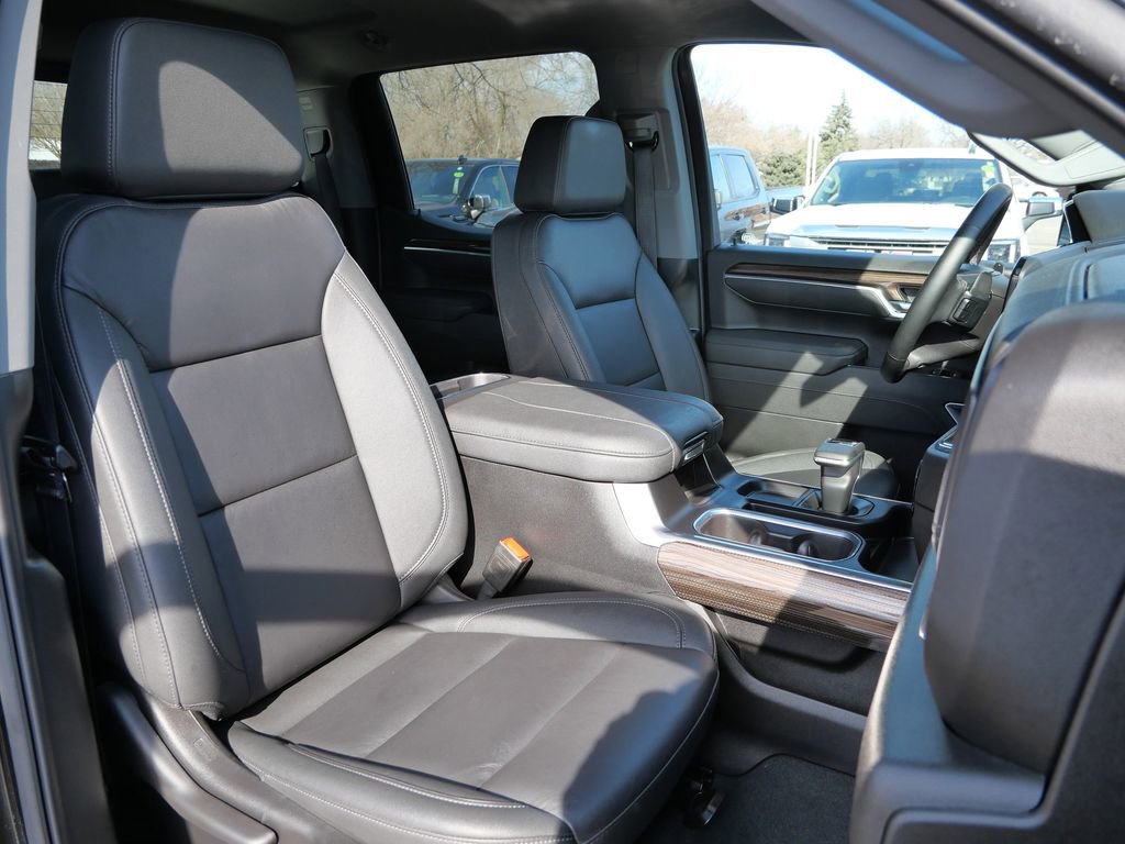 Used 2025 Chevrolet Silverado 1500 RST w/ Convenience Package II AWD/4WD image 15