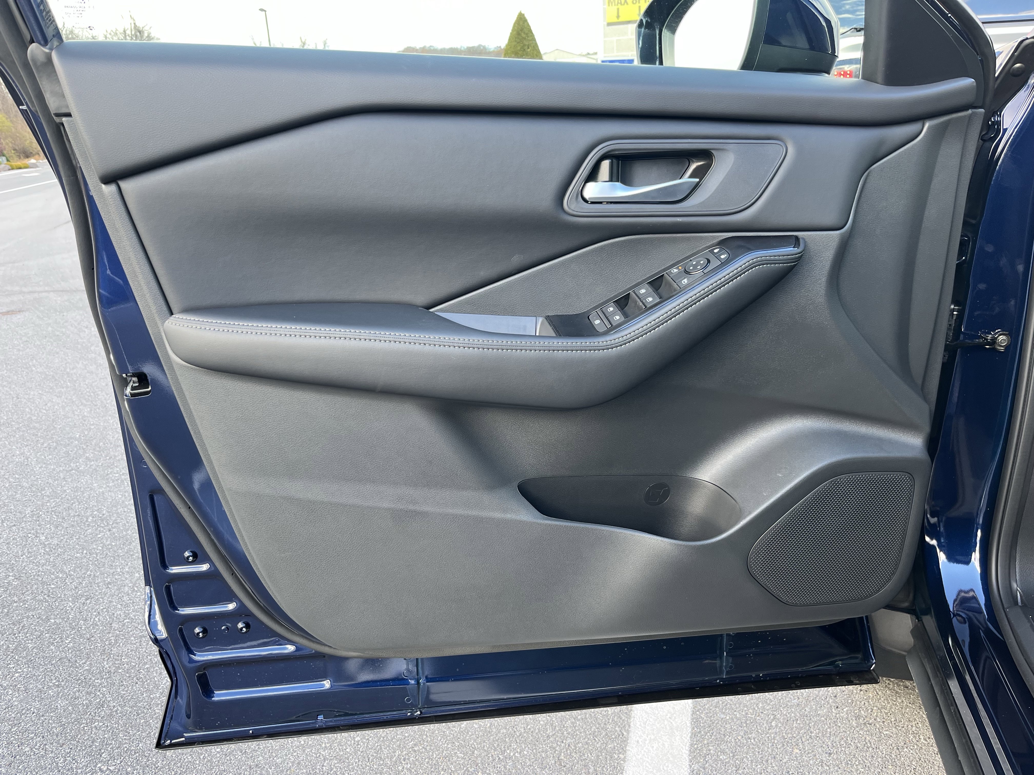 New 2026 Nissan Rogue SV w/ Cold Weather Package image 18