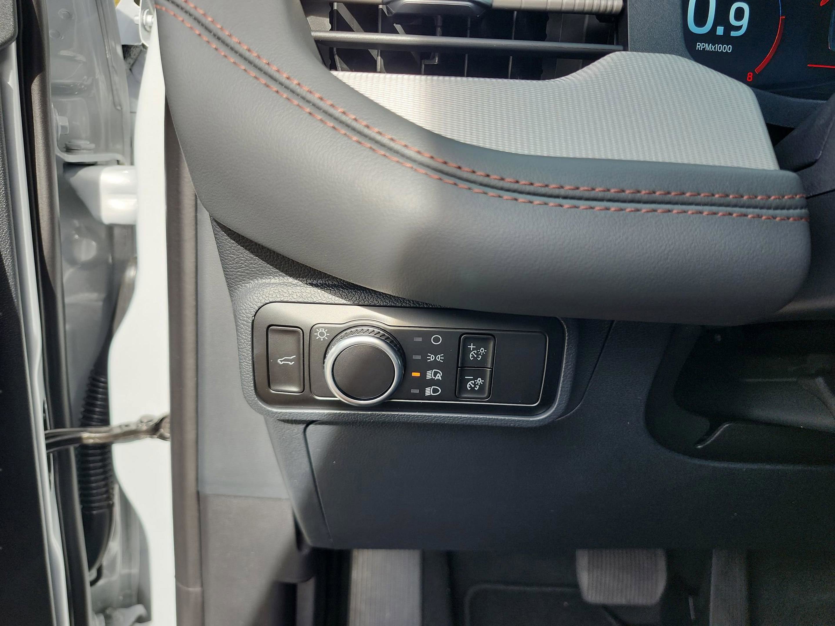 New 2026 Ford Explorer Active image 27