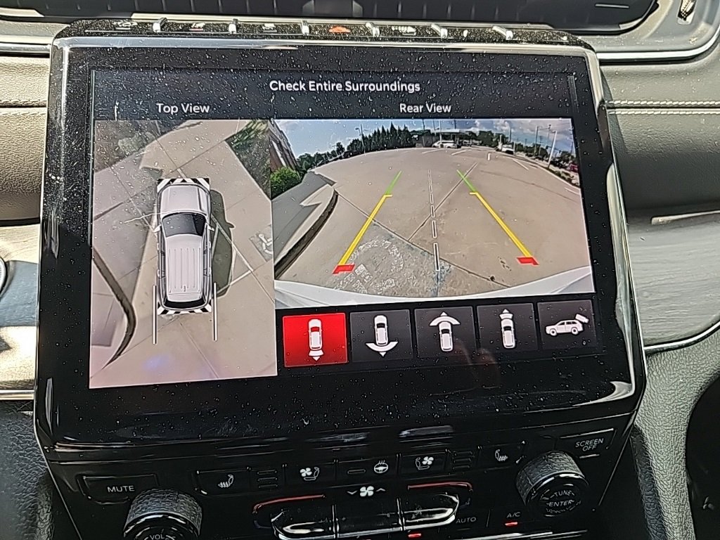 Certified 2024 Jeep Grand Cherokee Overland w/ Adv Protech Group III image 29