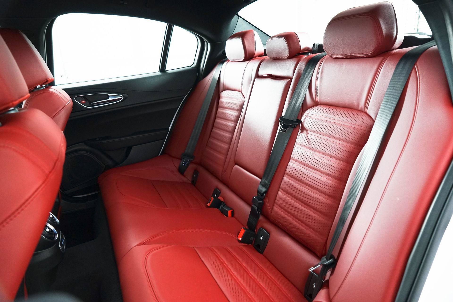 New 2024 Alfa Romeo Giulia Sprint RWD image 22