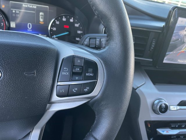 Used 2023 Ford Explorer XLT w/ Equipment Group 202A AWD/4WD image 36