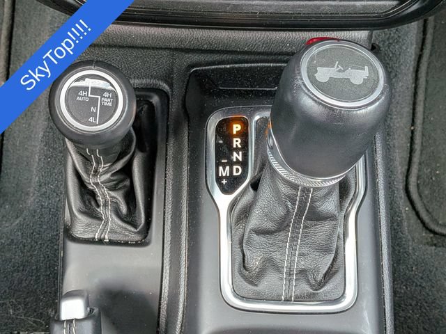 Certified 2022 Jeep Wrangler Unlimited Sahara w/ LED Lighting Group AWD/4WD image 17