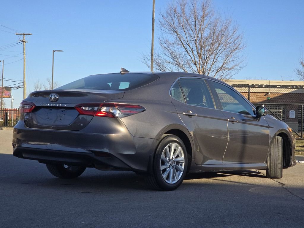 Used 2023 Toyota Camry LE image 12
