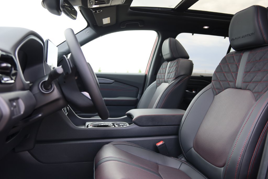 New 2026 Honda Pilot Black Edition image 12