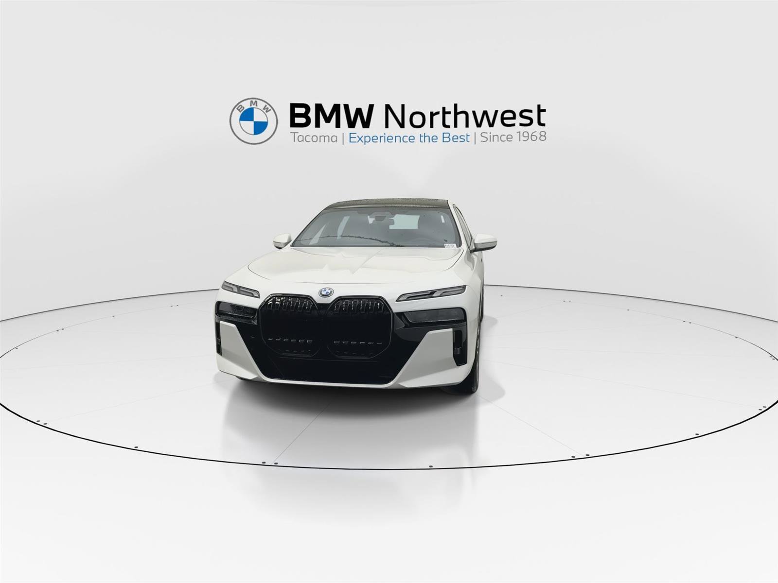 New 2026 BMW i7 xDrive60 AWD/4WD image 8