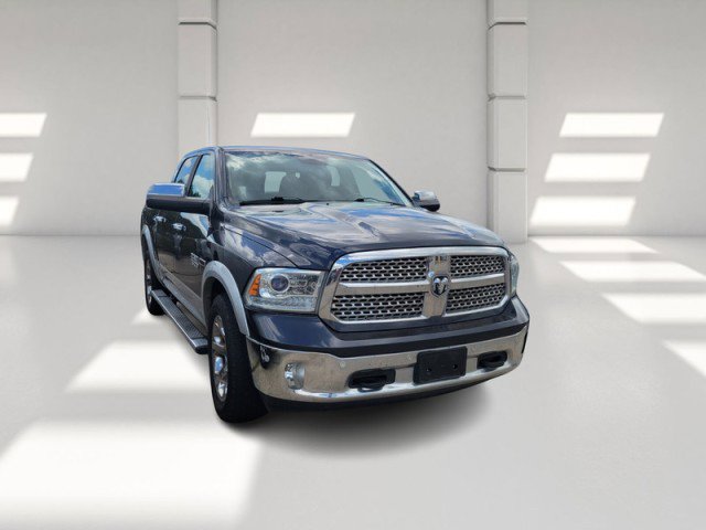 Used 2014 RAM 1500 Laramie w/ Convenience Group RWD image 3