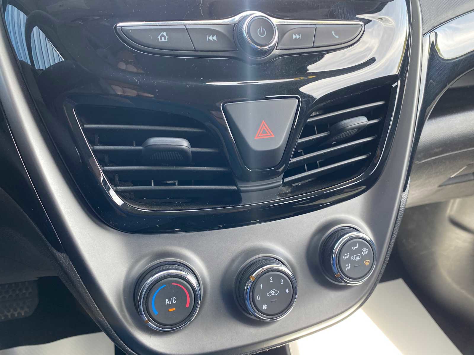 Used 2020 Chevrolet Spark LT FWD image 20