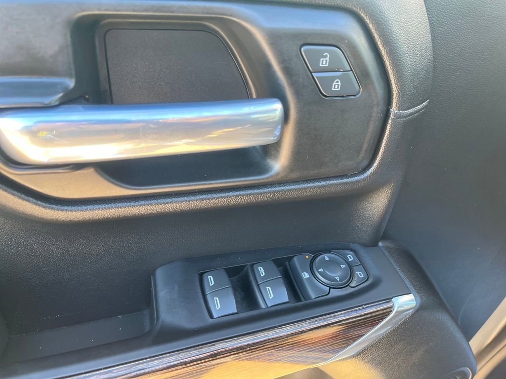 Used 2021 GMC Sierra 1500 Elevation image 14