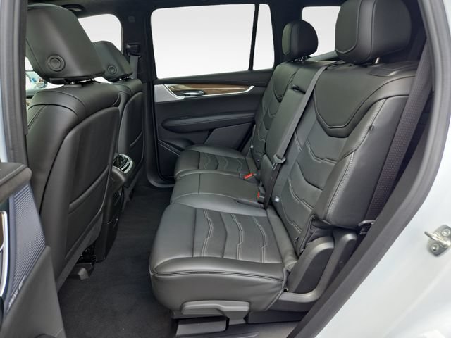 New 2025 Cadillac XT6 Premium Luxury w/ Platinum Package AWD/4WD image 12