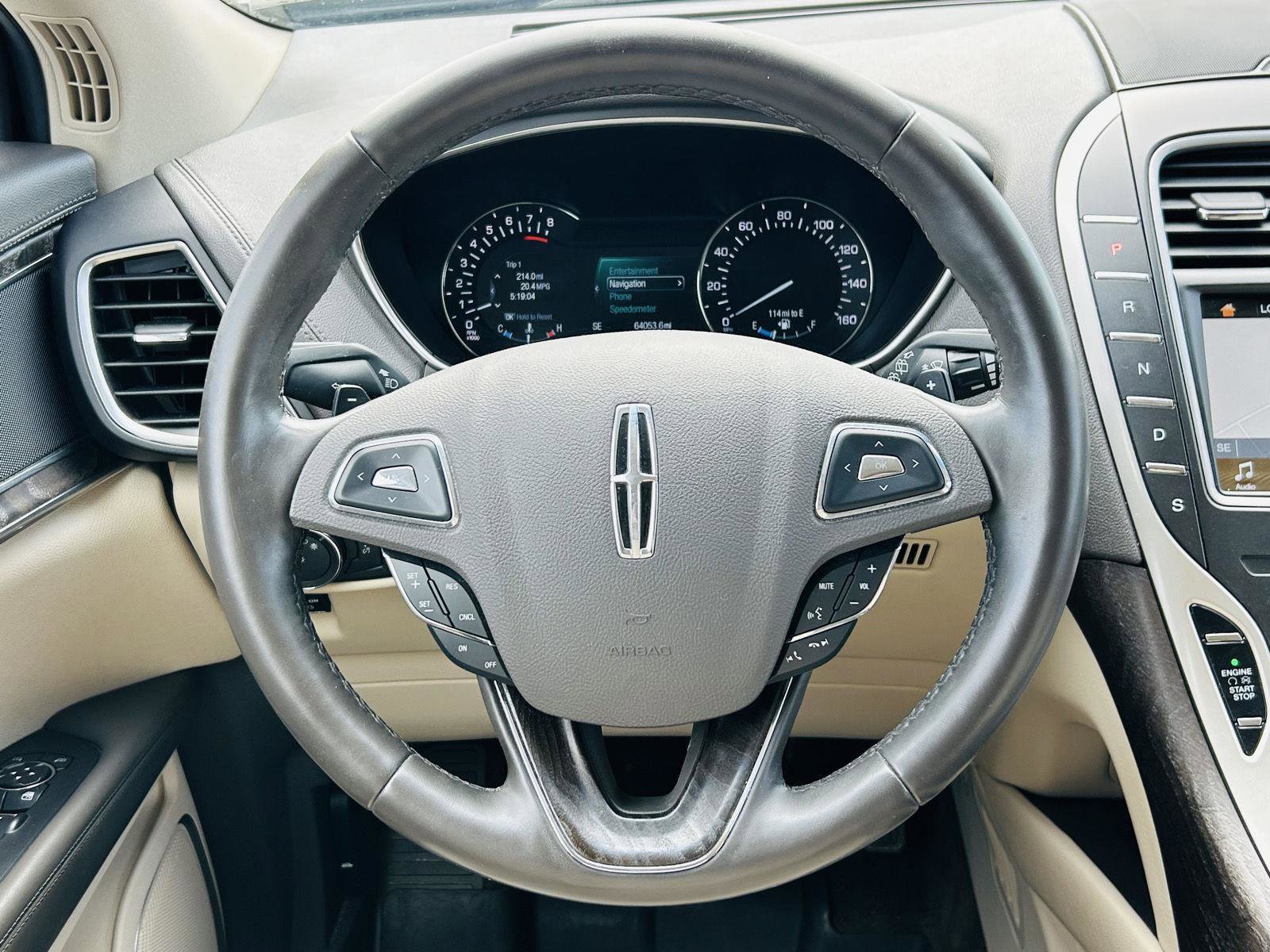 Used 2018 Lincoln MKX Select w/ Select Plus Package image 18