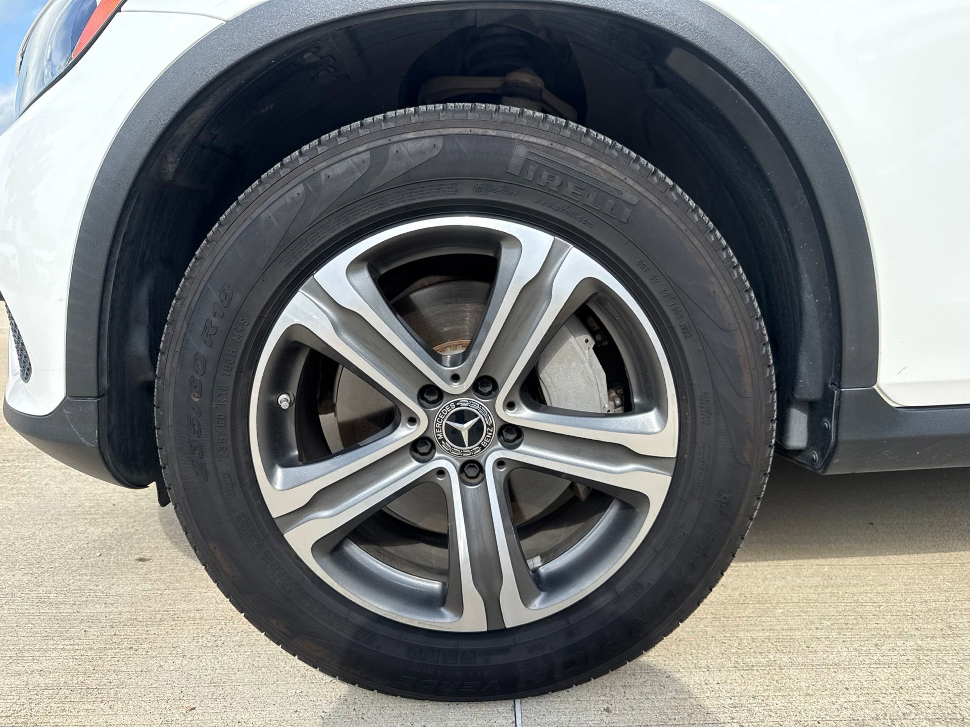 Used 2019 Mercedes-Benz GLC 300 4MATIC image 10