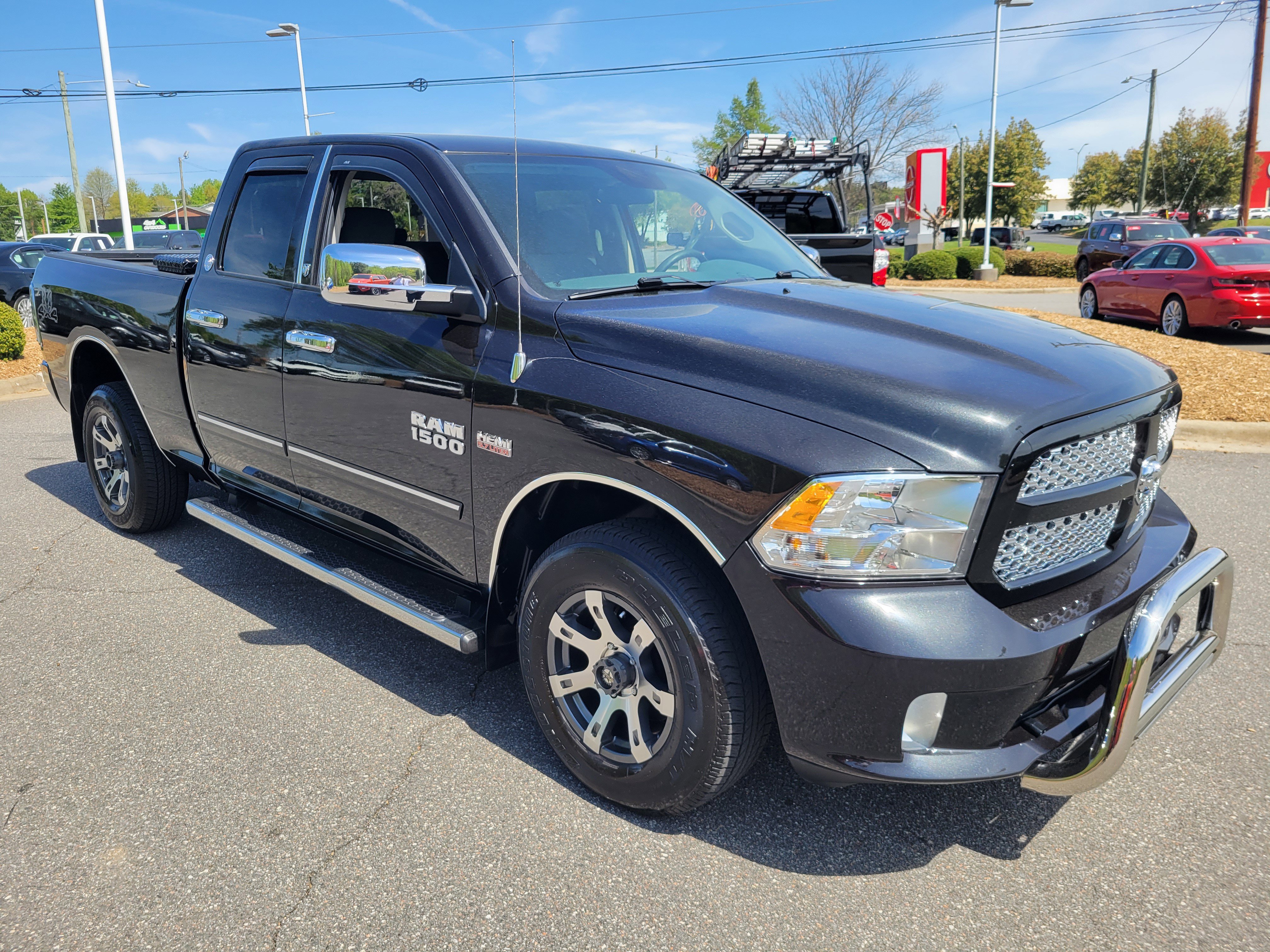 Used 2017 RAM 1500 Express image 3