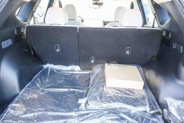 New 2026 Hyundai Tucson SE image 28