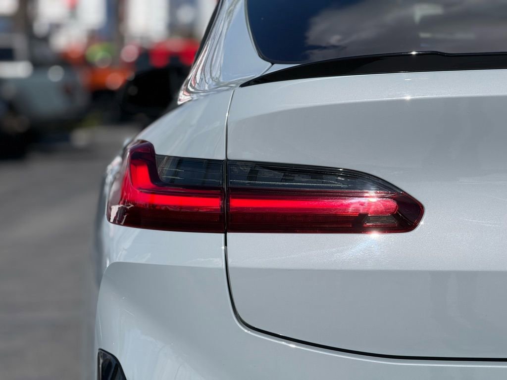 Used 2023 BMW X4 M w/ Competition Package image 8