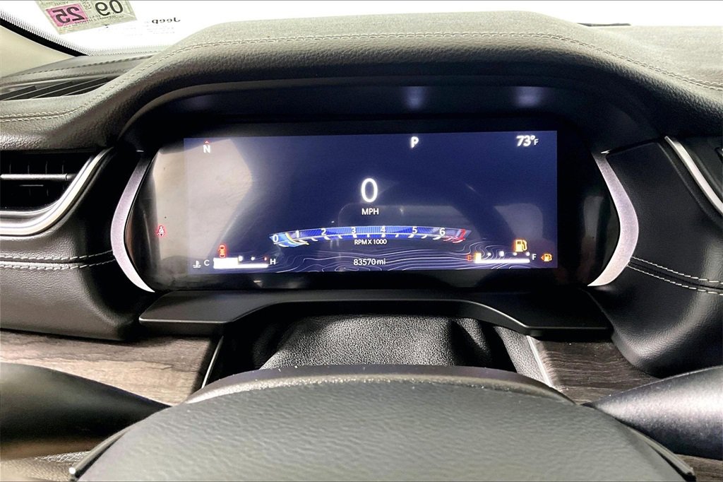 Used 2022 Jeep Grand Cherokee L Limited image 16