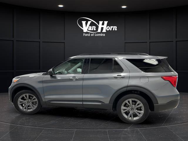 Used 2021 Ford Explorer XLT w/ XLT Sport Appearance Package image 6