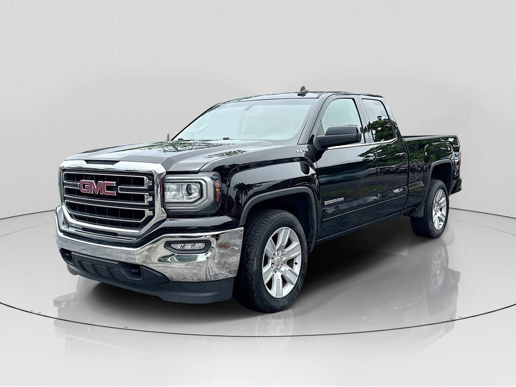 Used 2018 GMC Sierra 1500 SLE w/ SLE Value Package AWD/4WD image 3