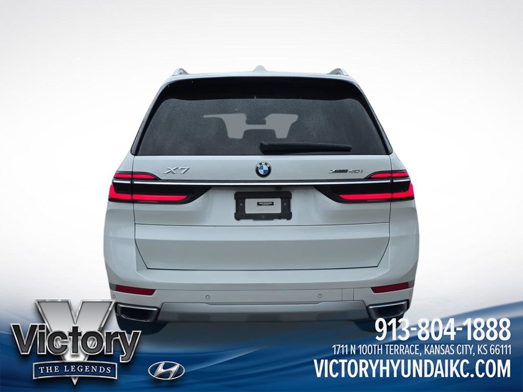 Used 2023 BMW X7 xDrive40i AWD/4WD image 4