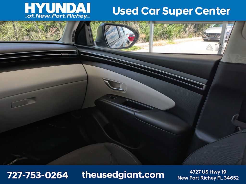 Used 2024 Hyundai Tucson SE FWD image 17