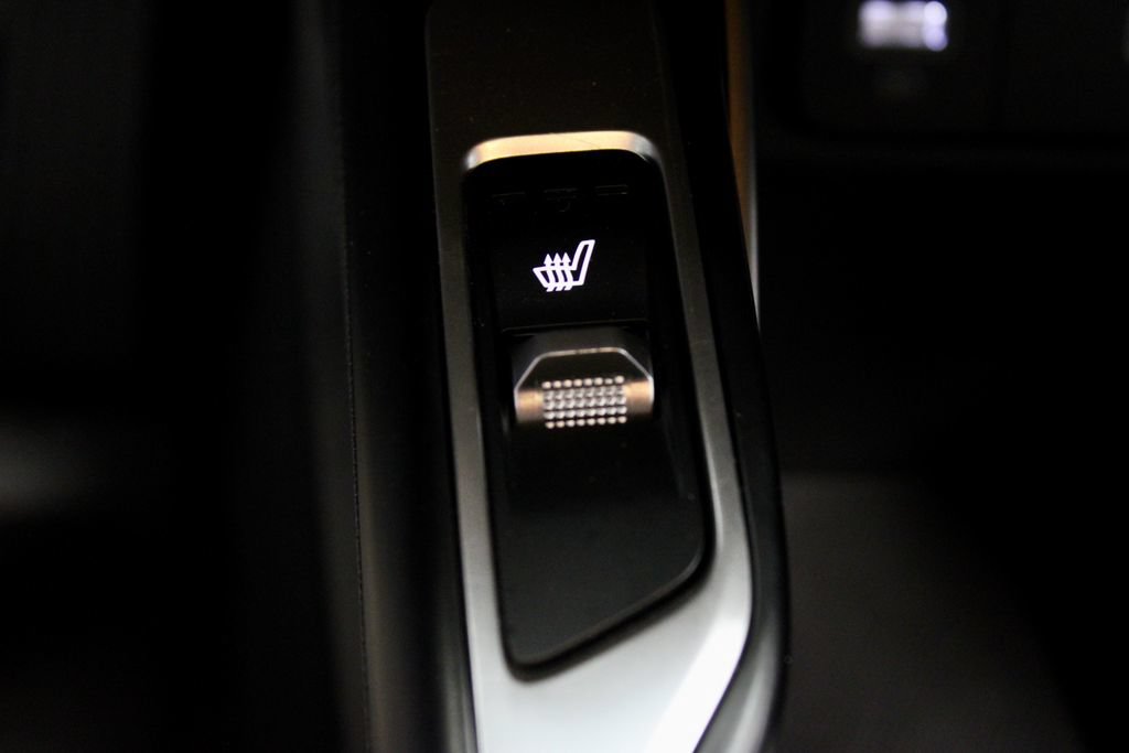 Used 2023 Kia Sorento S FWD image 5