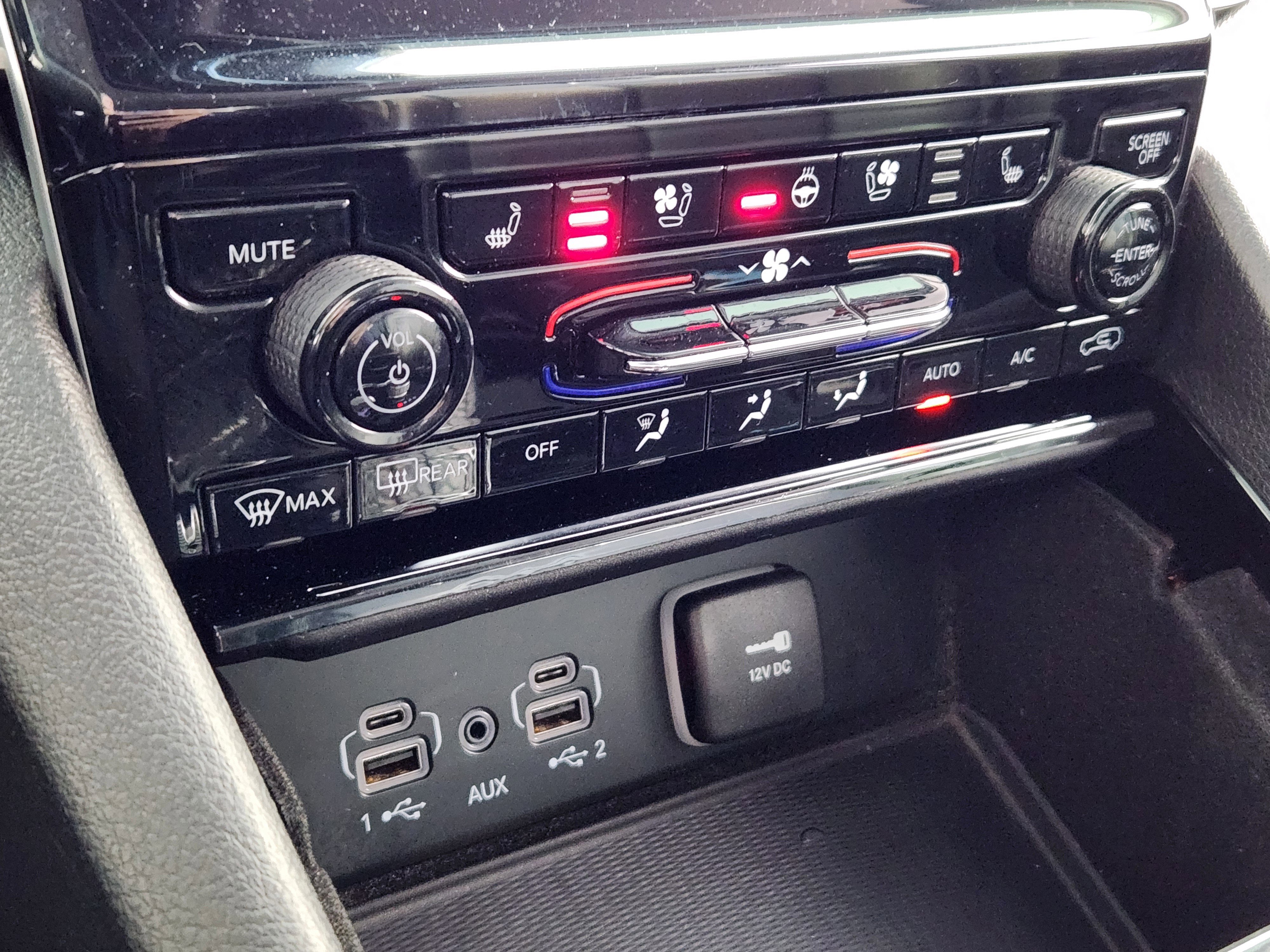 Used 2021 Jeep Grand Cherokee L Limited w/ Luxury Tech Group II image 24